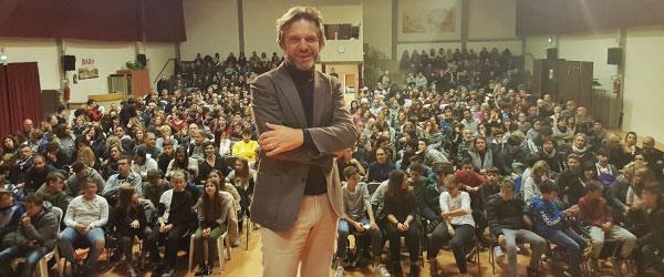 Gianpietro Ghidini incontra gli studenti della scuola secondaria di 1 Grado "G. Ungaretti" (Grosseto)